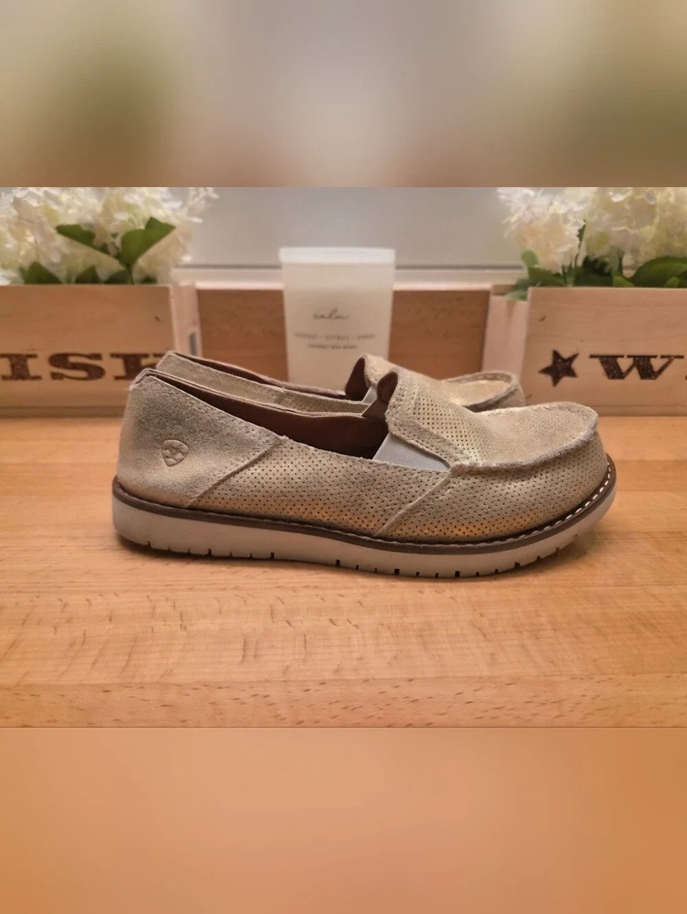 Ariat Women's Cruiser 360 Metallic Slip-On Casual Shoes Gold Women's Size 6